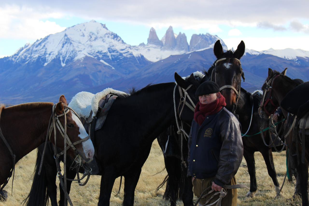 Hosteria Tercera Barranca Torres del Paine National Park Exterior photo